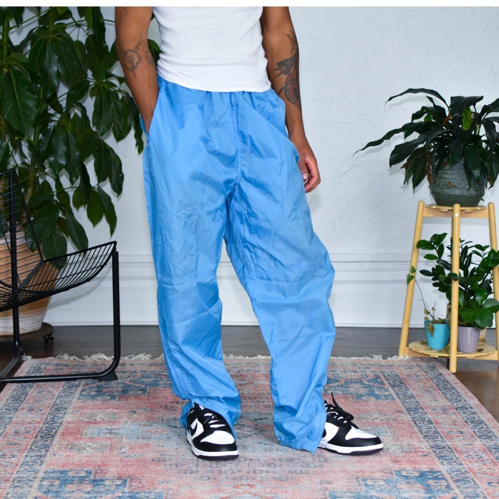 Nike vintage Men's Sky Blue Joggers